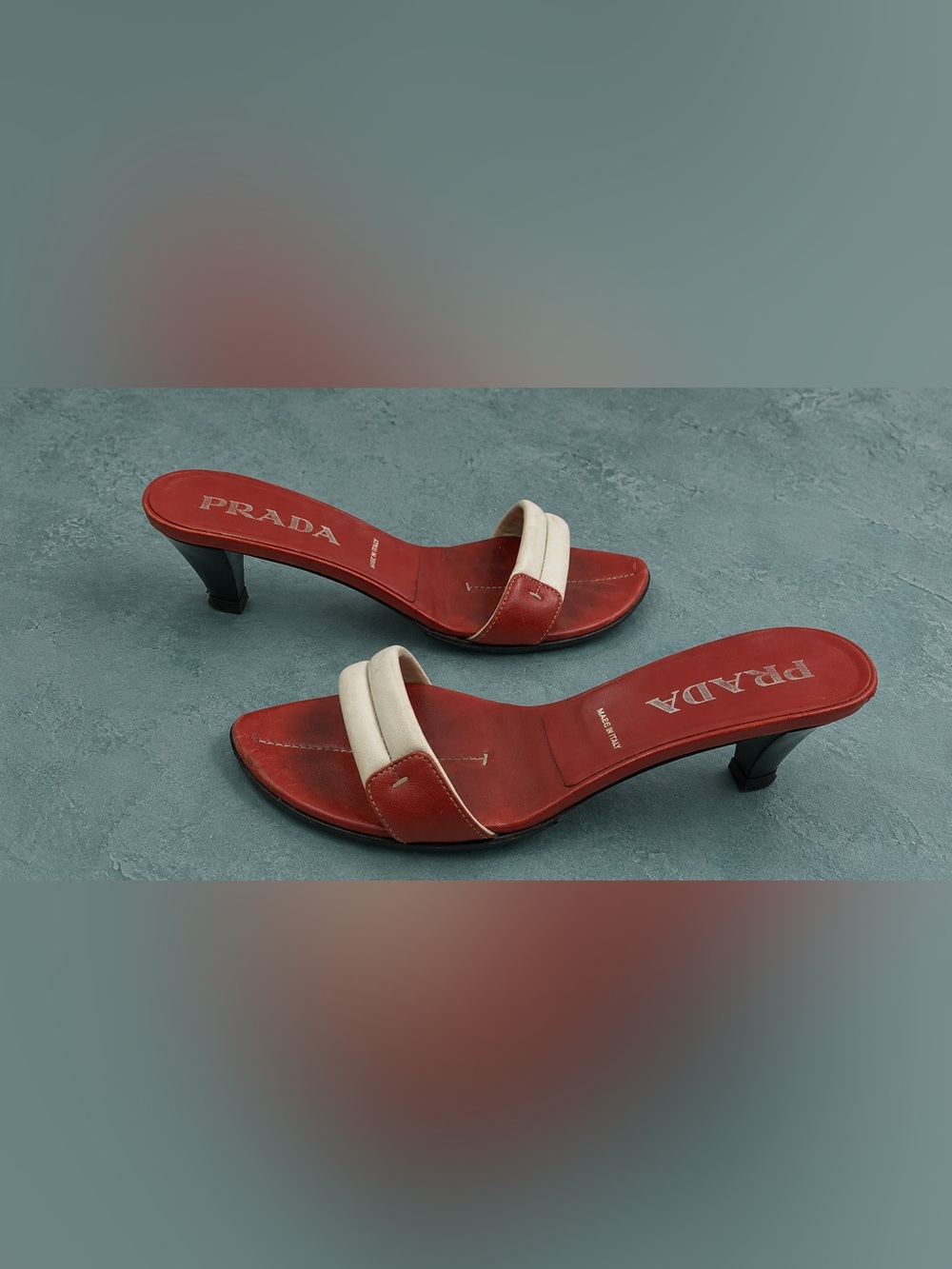 Stunning vintage leather Prada Red Leather Slide Mules with kitten heel EUC